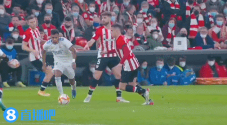 意甲：米兰1-0险胜罗马