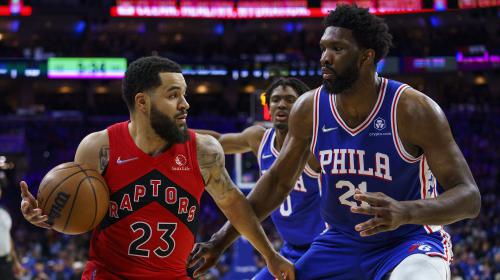 勇士的内线 勇士的内线