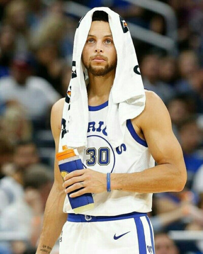 商和场上决 商和场上决