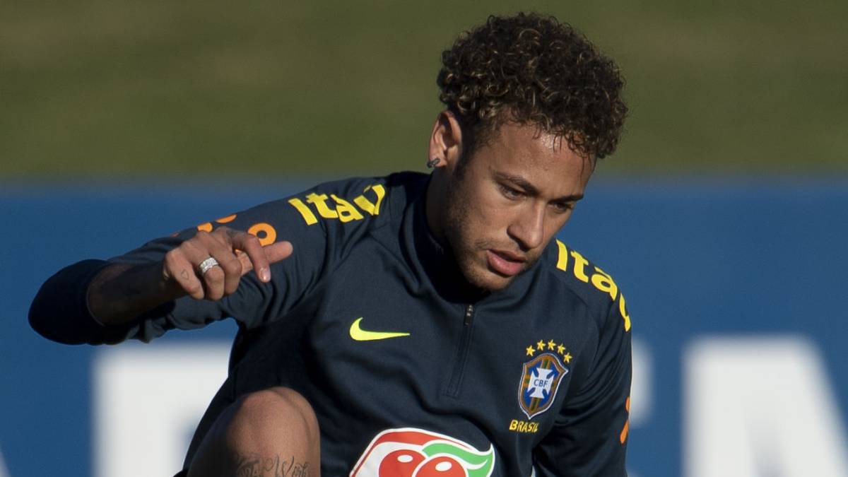 据了场上的 据了场上的