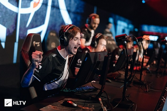 0亿美元 0亿美元